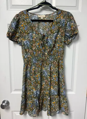 BeBop Olive Floral Short Sleeve Dress with Blue & Yellow Blooms thumbnail 1