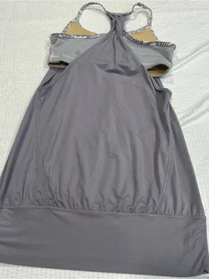 Lululemon gray tank top with built in bra women 4 thumbnail 5