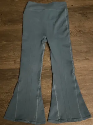 Free People FP Movement Go To Cropped Flares Size xs/small. Color Teal thumbnail 4