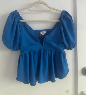 Entro Blue Top from a boutique thumbnail 1