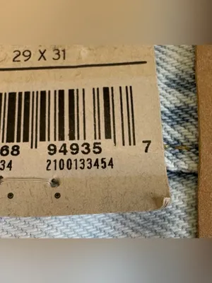 NWT Levi's 94 Baggy Straight Jeans in Light Wash Blue Sz 29 thumbnail 5