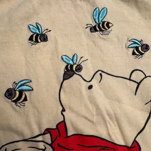 Disney Winnie the Pooh Embroidered Bee Flower T-Shirt Light‎ Yellow POSJ773-4L17 thumbnail 2