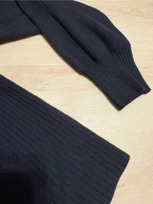 Black Hooded Crewneck Sweater for Women thumbnail 3