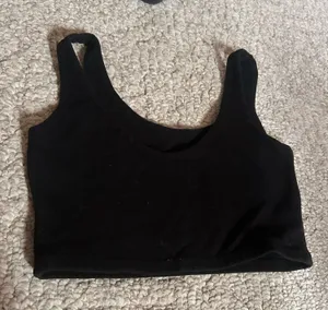 Brandy Melville / John Galt Cropped Tank Top Black thumbnail 1