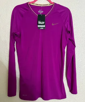 Nike Women's dry fit fitted Magenta Long Sleeve Tee size large NWT thumbnail 1