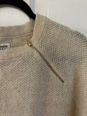 Abercrombie Sweater thumbnail 2