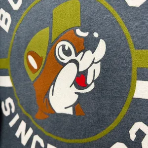 Buc-ees's Velvet Graphic Long Sleeve Gray Crewneck T-Shirt thumbnail 7