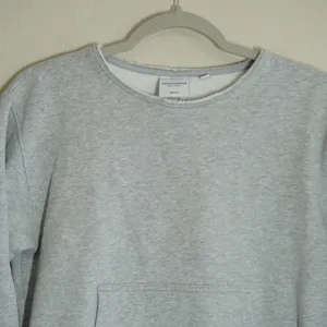 Aritzia Size XS Sweatfleece Cozy Fleece Perfect Fit Sweatshirt Heather Grey thumbnail 2