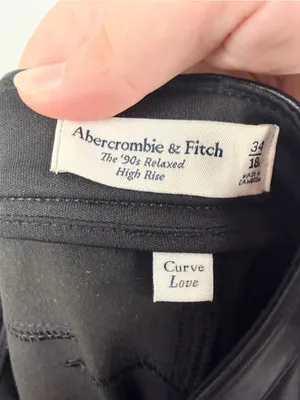 Abercrombie & Fitch High Rise 90s Relaxed Vegan Leather Pant black size 34 curve thumbnail 4