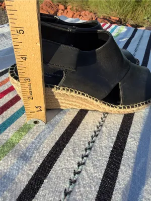 Clarks Lafley Krissy Black Leather quiet luxury Espadrille Wedge Sandals 7.5 M thumbnail 7