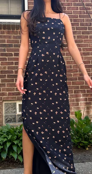 Dress thumbnail 1