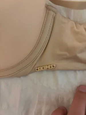 SKIMS Bra thumbnail 3