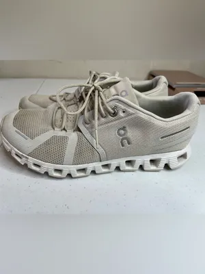 ON Cloud 5 Running Pearl Women’s 9 Sneakers Shoes 59-98773 Cloud Tech Comfort thumbnail 3