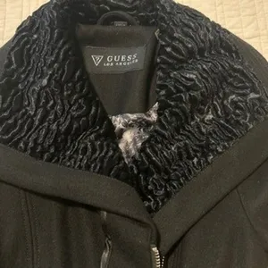 GUESS Los Angeles Wool Blend Single-Breasted Coat Women Small EUC‎ thumbnail 4