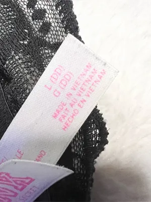 VS PINK Black Lace Bralette Size Large Wireless Comfortable thumbnail 11
