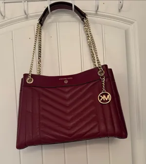 Michael Kors Wine Quilted Chain-Handle Shoulder Bag thumbnail 1
