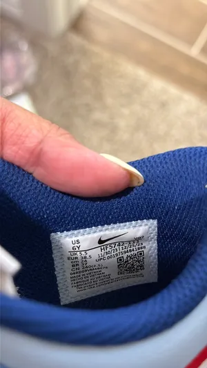 Nike Dunk Sneakers thumbnail 8