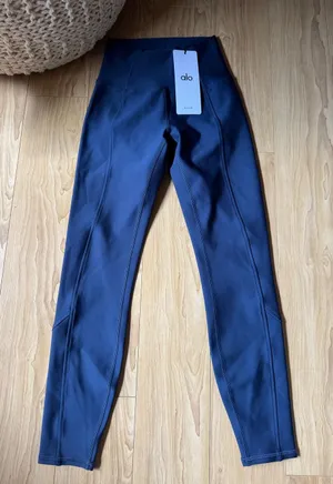 ALO Yoga Airlift High Waist 7/8 Fine Line Legging Navy thumbnail 1