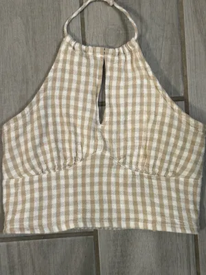 Hollister Beige Gingham Halter Crop Top thumbnail 4