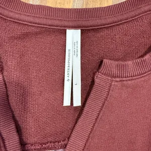 Anthropologie Plum Eyelet Yoke V Neck Pullover Sweatshirt Women's Size L Cotton thumbnail 5