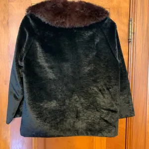 Vintage 60’s velvet jacket with fur collar. Size M thumbnail 2