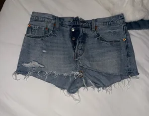 Levi’s 501 Denim Shorts thumbnail 1