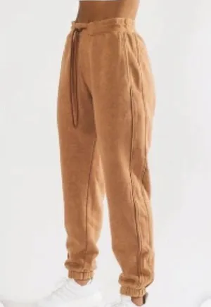 women’s alphalete essential joggers thumbnail 7