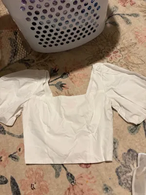 White cropped top Size XS thumbnail 2