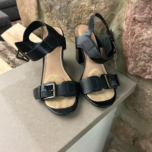 Brash Black Block Heel Open-Toe Shoes size 8 thumbnail 2