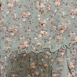 Brandy Melville O/S Sage Green Kenzo Ditsy Floral Ruffle Mini Skirt Drawstring thumbnail 3