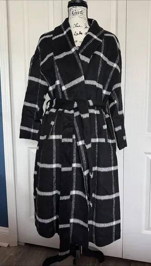 BloomChic Black & White Plaid Wrap Trench Coat Size 10 thumbnail 1