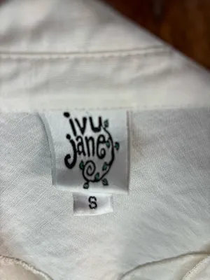 ivy jane S Western Pearl Snap Ivory Linen Tie-Front Crop Top thumbnail 8