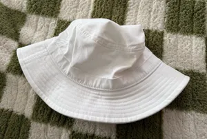 Aritzia TNA Bucket Hat thumbnail 1