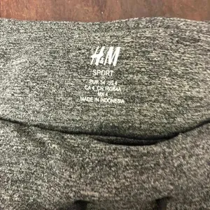 Women's H&M Running Shorts‎ Size 4 thumbnail 4