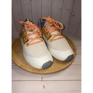 Olukai Wailuku Running Shoes Womens White Sea Ice Hiking Beach 7 thumbnail 3
