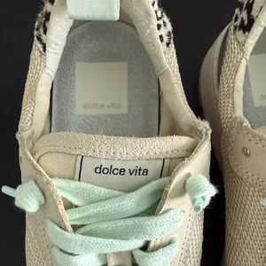 Dolce Vita Cream and Silver Women's Sneakers Sz‎ 6 thumbnail 2