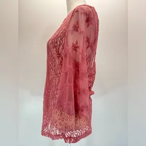 Sheer Mauve Mixed Lace Bell Sleeve Top Eyelash Fringe Gimmicks by BKE Fairy Boho thumbnail 7