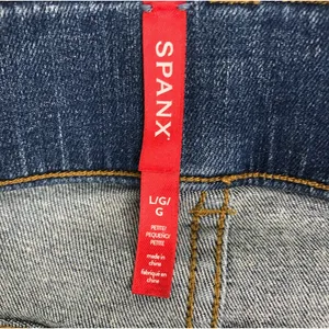 SPANX Ankle Straight PullOn Jeans W's L Vintage Indigo Shaping Comfort Travel thumbnail 8