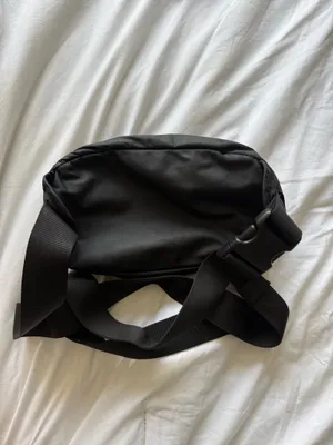 Lululemon bag thumbnail 2