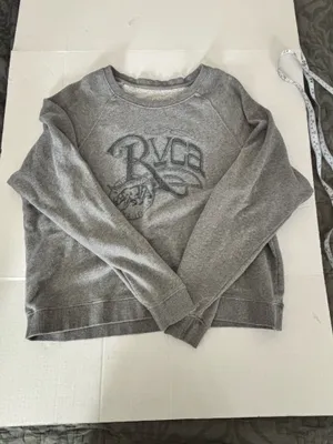 ⭐ Best option for Curtsy search: RVCA Gray Logo Crewneck Sweatshirt Size Small thumbnail 7