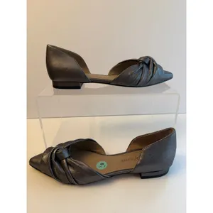 Donald J. Pliner D’Orsay Flats Women’s Size 5.5 Metallic Silver Leather Ruched thumbnail 4