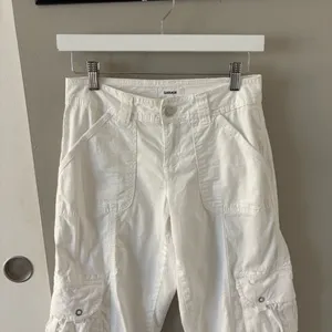Garage White Y2K-inspired Cargo Trousers Pants Size Women’s 0 Waist thumbnail 5