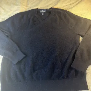 Button Down Navy V-Neck Cashmere Sweater Xl Women's thumbnail 1