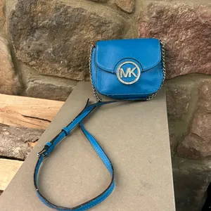Michael Kors Teal Blue Pebbled Leather Crossbody with MK Medallion thumbnail 2