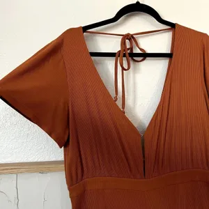 MINKPINK Allison + UO Orange Allison Wide Leg Ribbed Deep Plunge Backless Jumpsuit Medium thumbnail 5