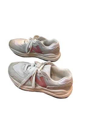 New Balance 5740 wms gray white low leather suede sneakers sz 7.5 SKU 10-336 thumbnail 4