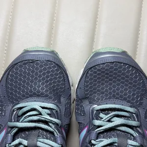 New-balance Women's Grey and Green Trainers thumbnail 11