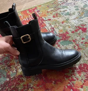 Zara Black Leather Boots thumbnail 1