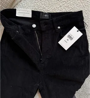 Black Ultra High-Rise Corduroy 7 For All Mankind Slim Kick Pants thumbnail 4
