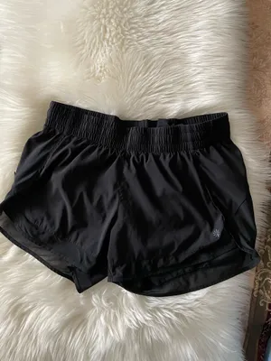 Athleta Women's Mesh Racer Run High Rise 3" Short thumbnail 4